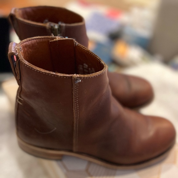 Unleash Your Inner Rebel with These American-Made HELM Pablo Boots! 🇺🇸 - Picture 4 of 7